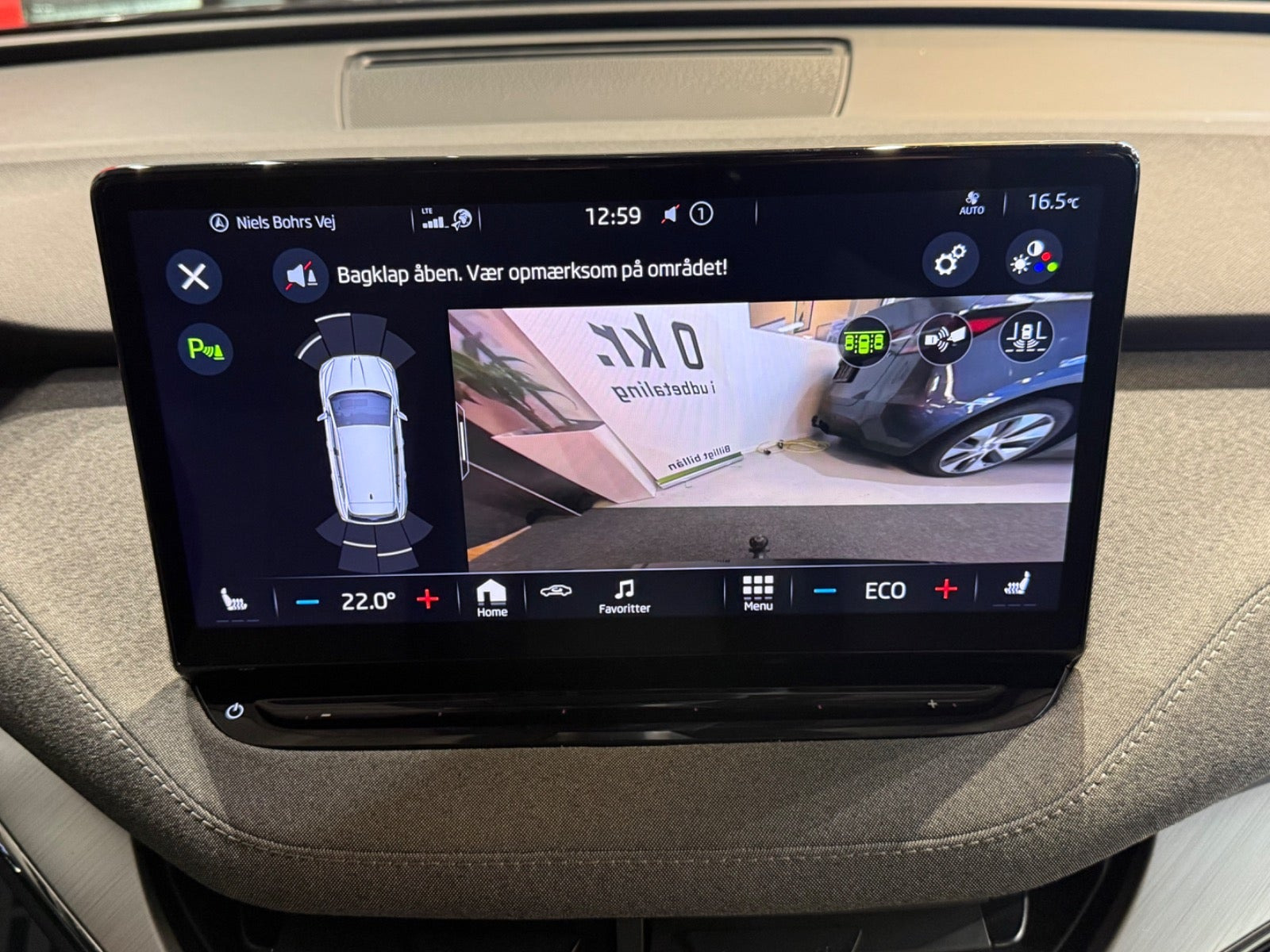 Sort Skoda Enyaq fra 2021