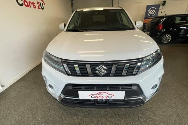 Hvid Suzuki Vitara fra 2022