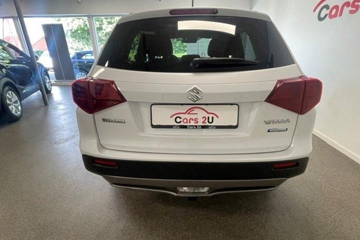 Hvid Suzuki Vitara fra 2022