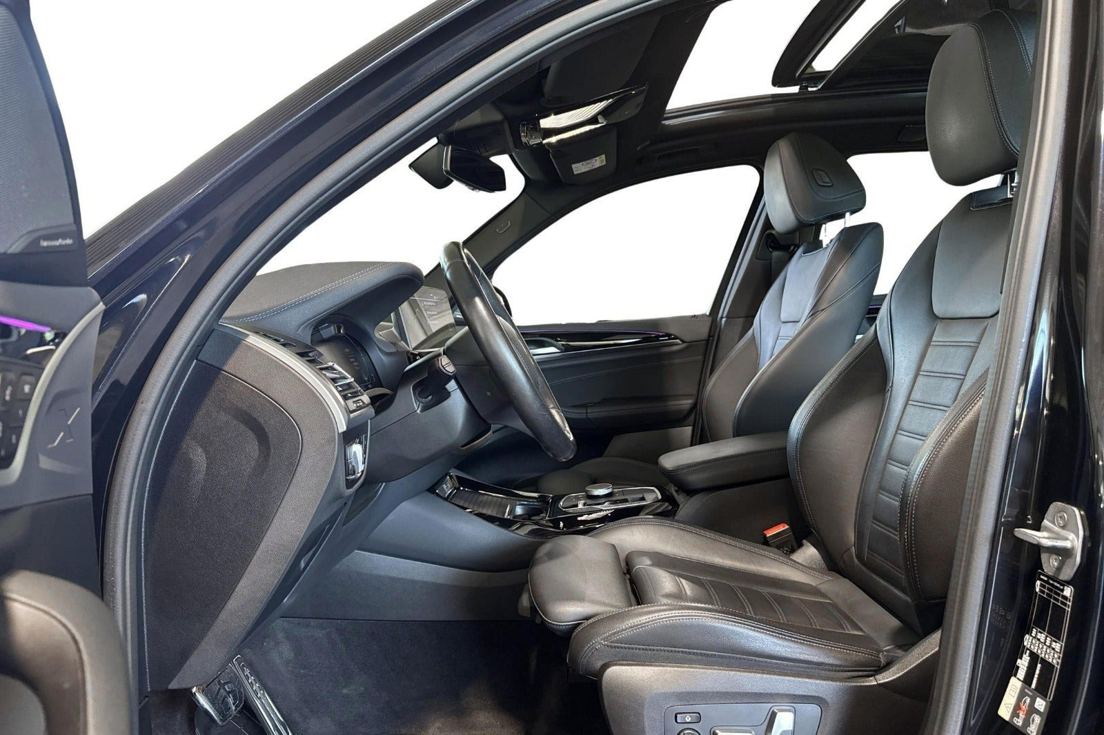 Sort BMW iX3 fra 2023