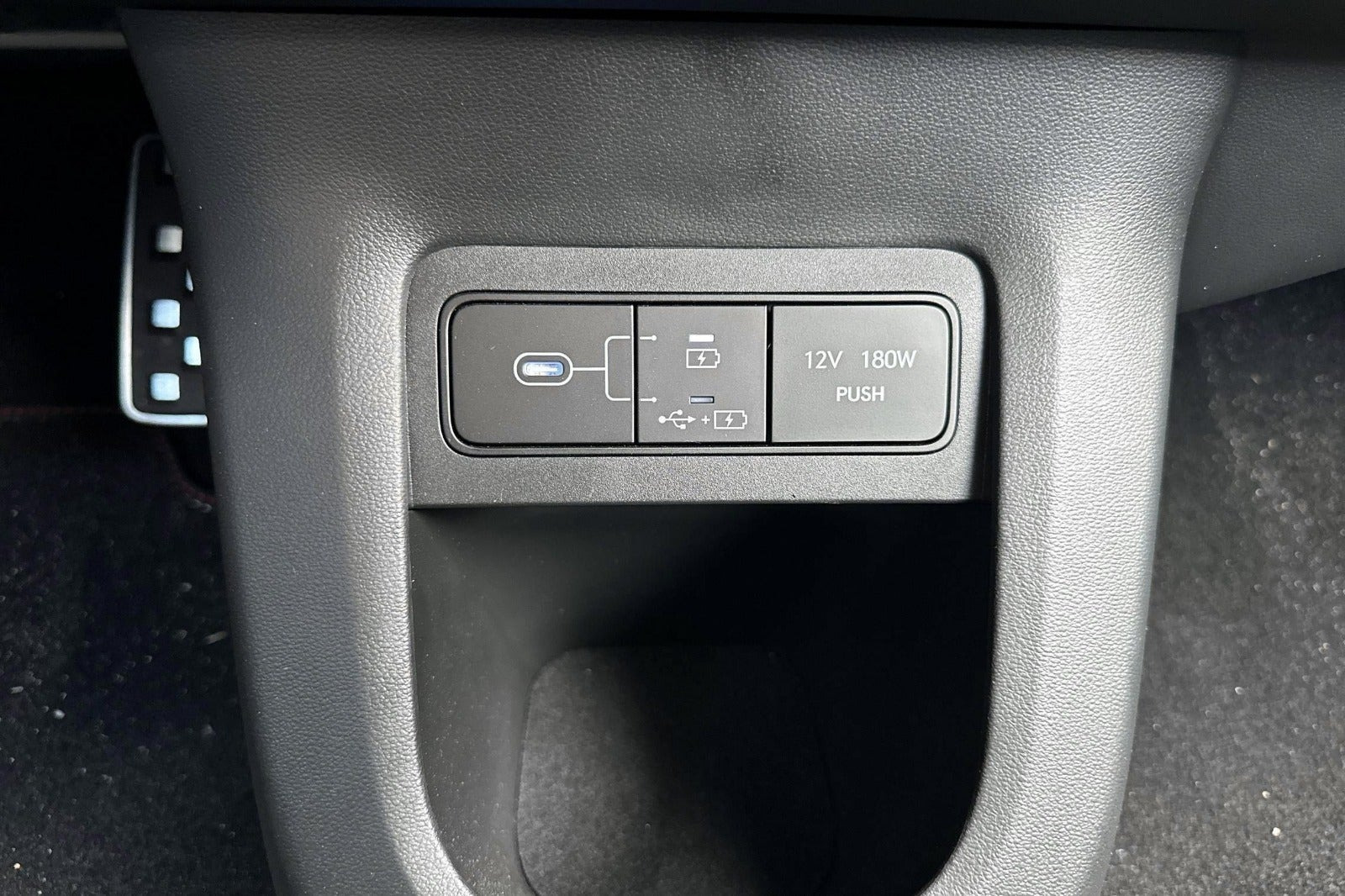 Grå Hyundai Ioniq 5 fra 2026