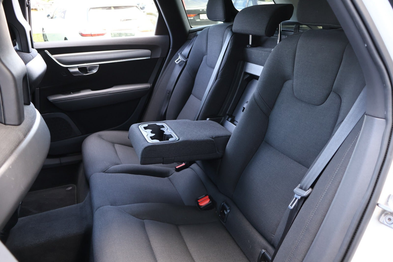 Hvid Volvo V90 fra 2018