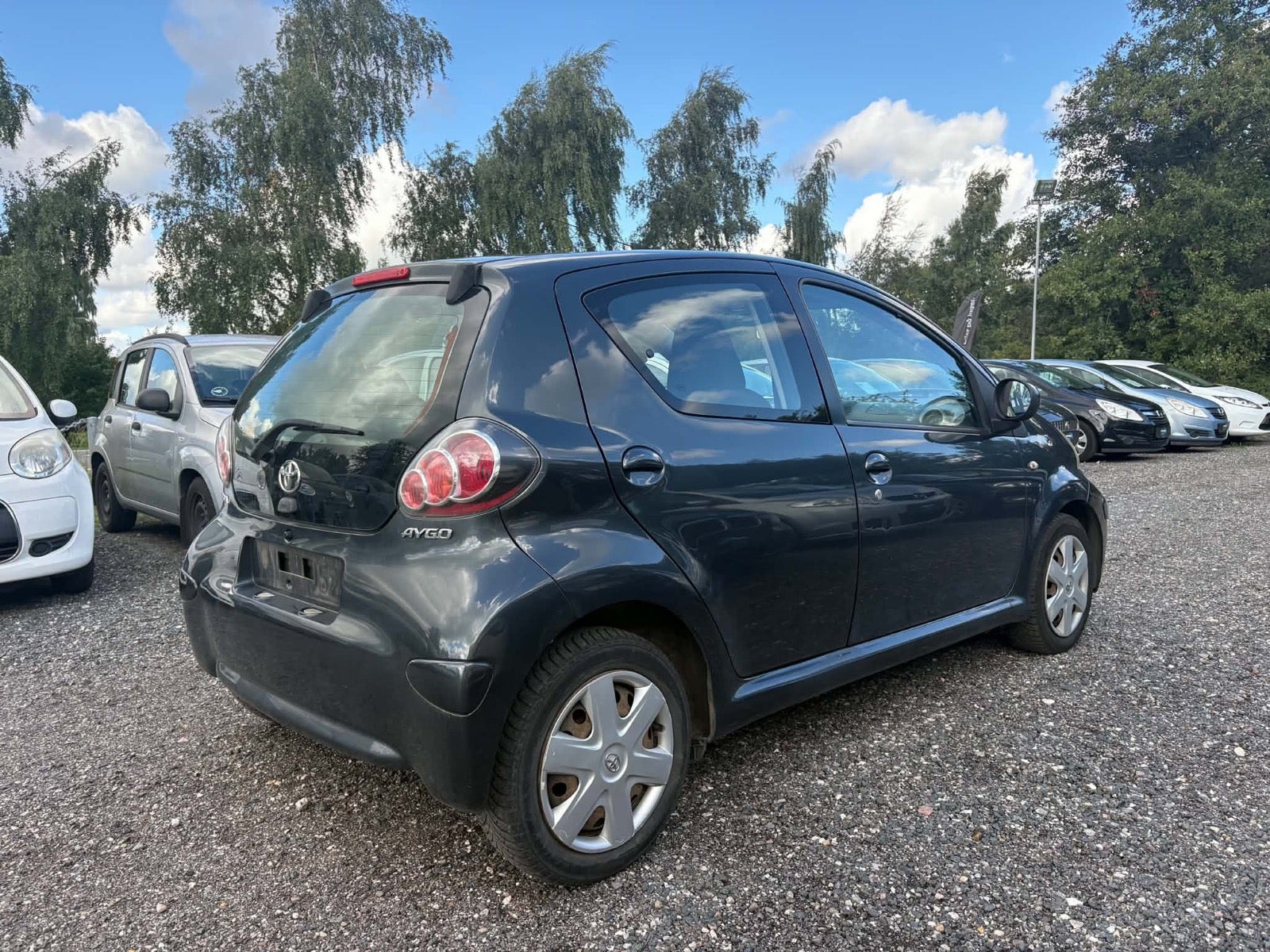 Sort Toyota Aygo fra 2012
