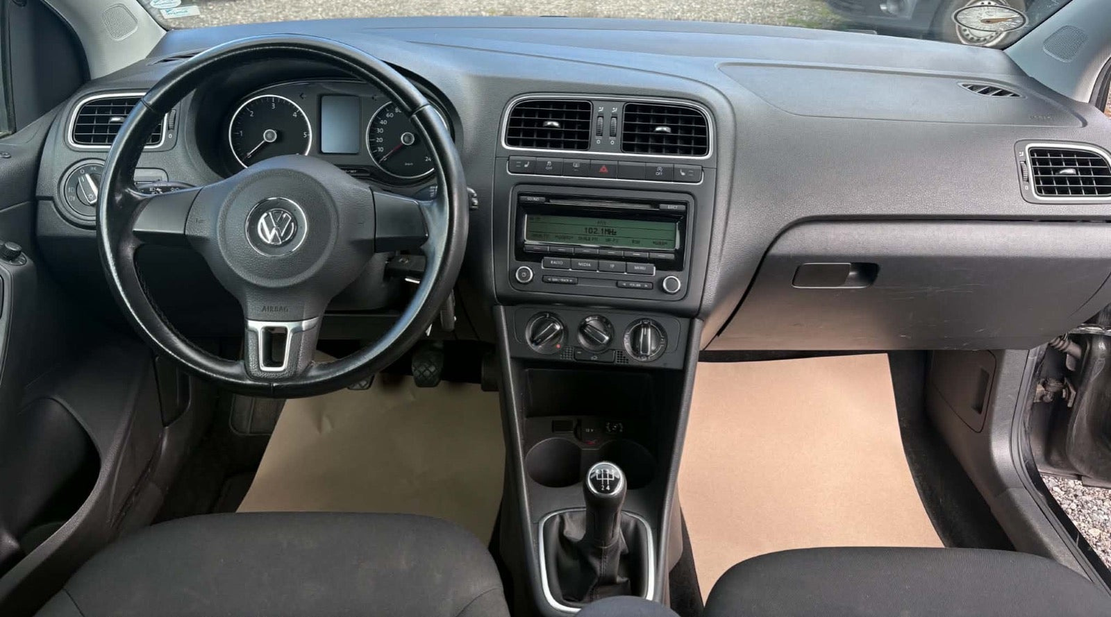 Sort VW Polo fra 2010