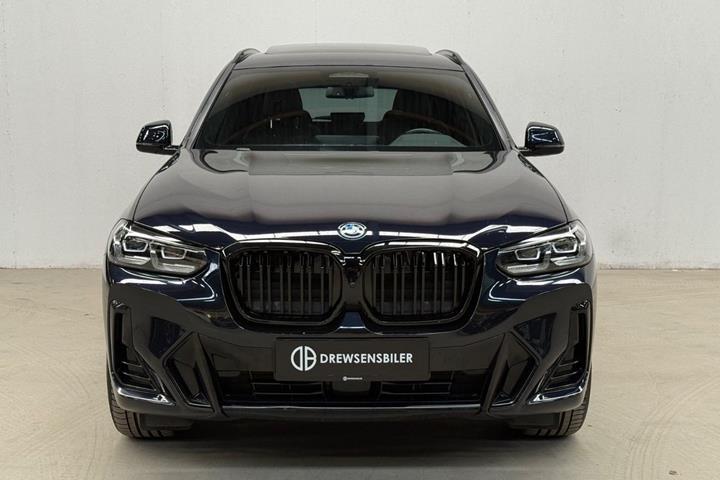 Sort BMW iX3 fra 2022