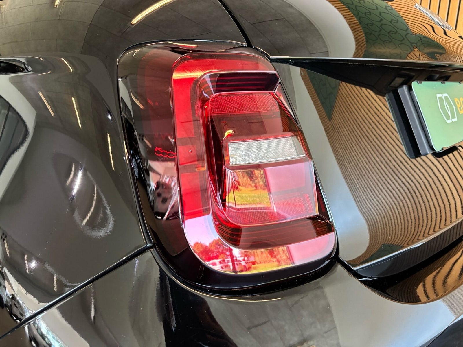 Sort Fiat 500e fra 2023