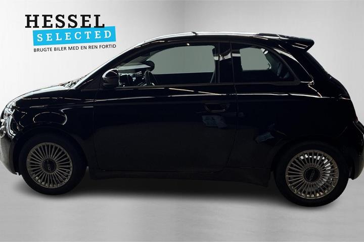 Sort Fiat 500e fra 2024