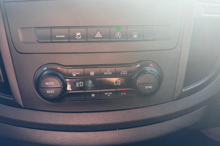 undefined Mercedes Vito 119 fra 2020