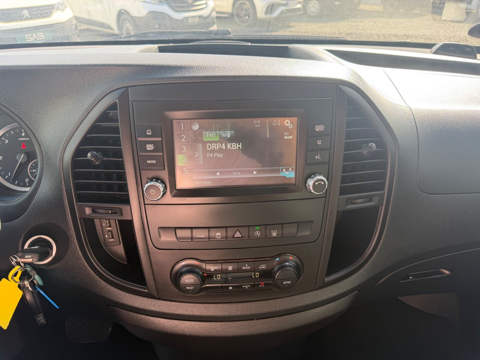 undefined Mercedes Vito 119 fra 2020