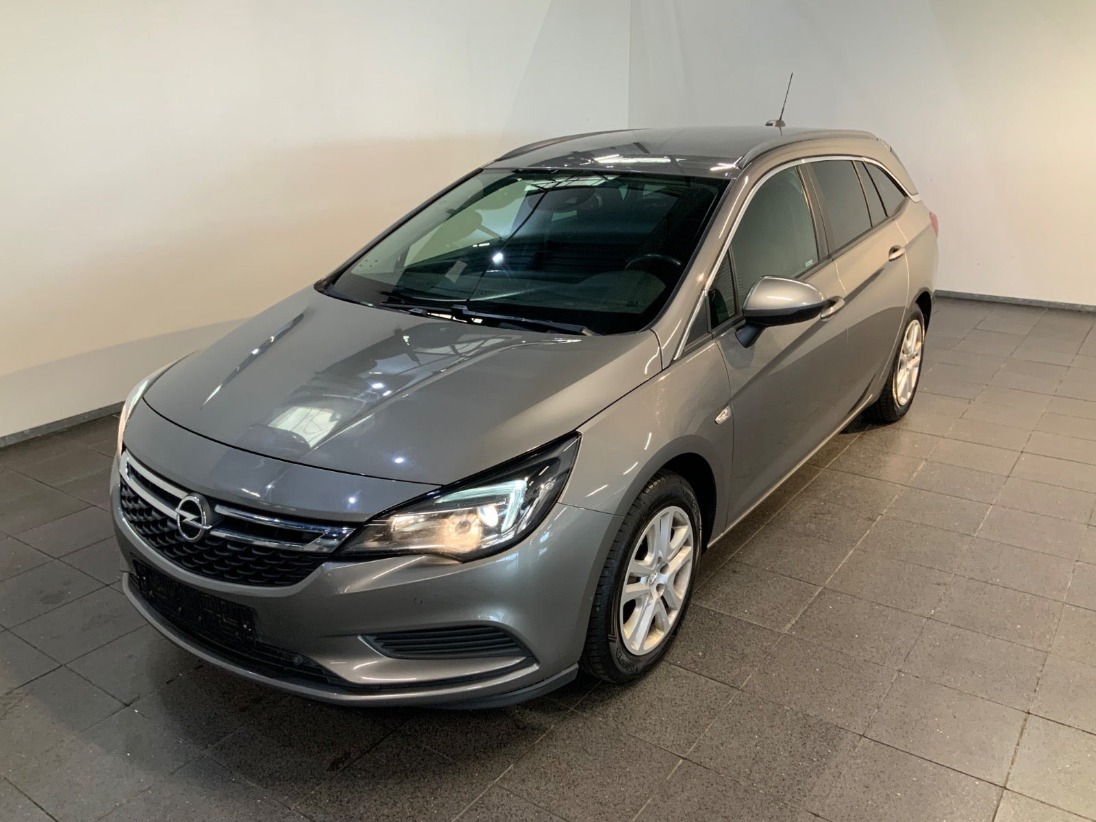 Opel Astra 1,0 T 105 Enjoy Sports Tourer