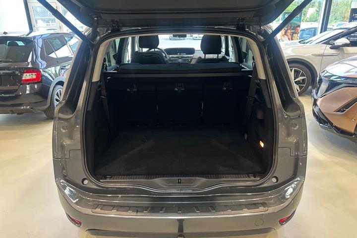 Grå Citroën Grand C4 Picasso fra 2016