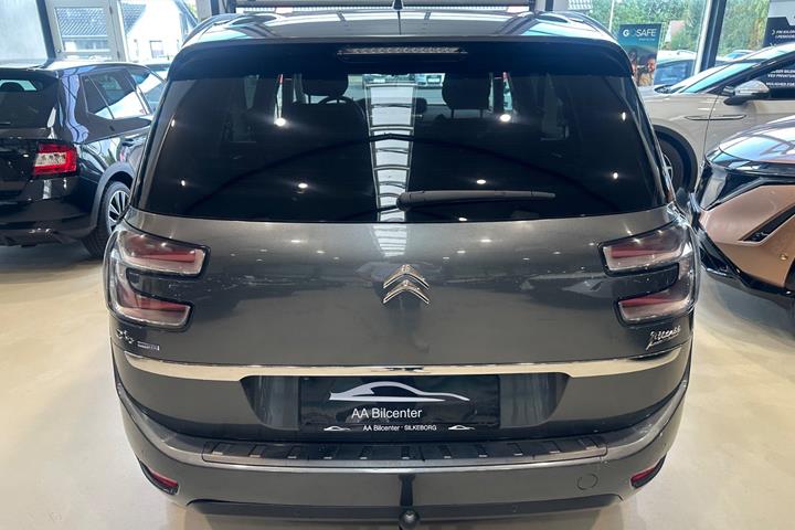 Grå Citroën Grand C4 Picasso fra 2016