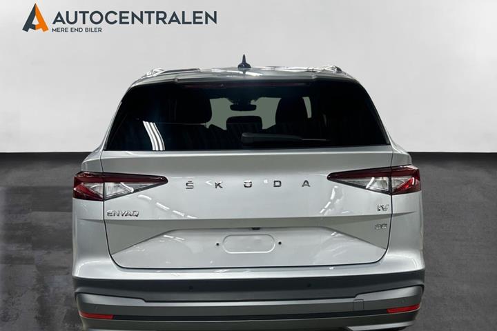 Sølv Skoda Enyaq fra 2023
