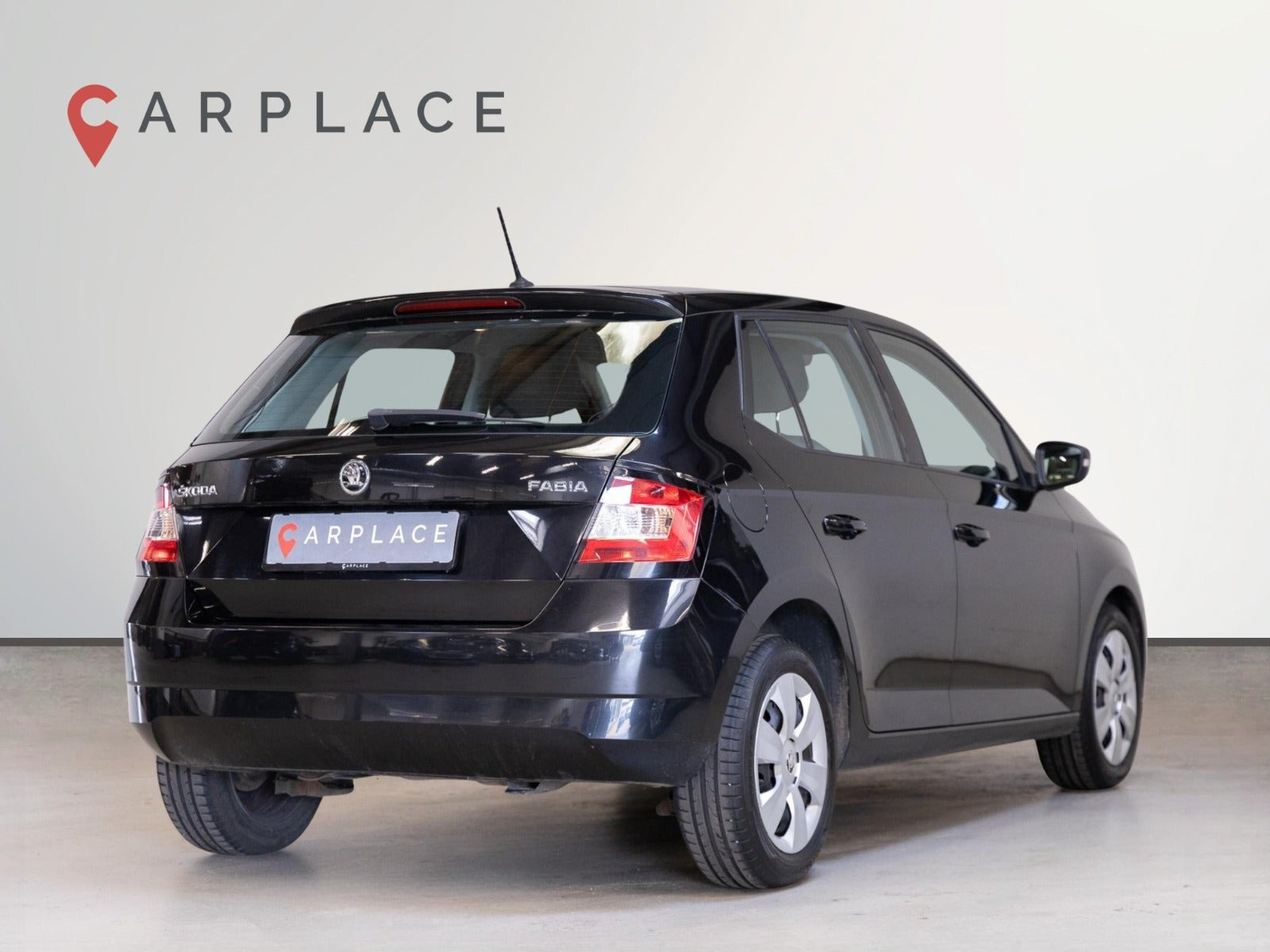 Sort Skoda Fabia fra 2017