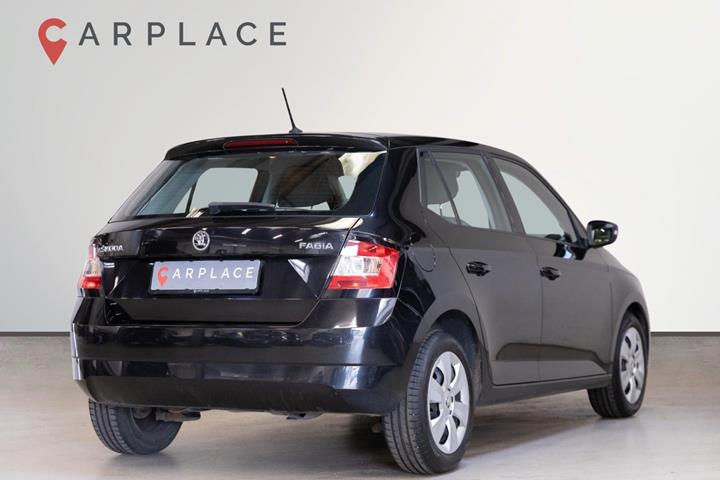 Sort Skoda Fabia fra 2017