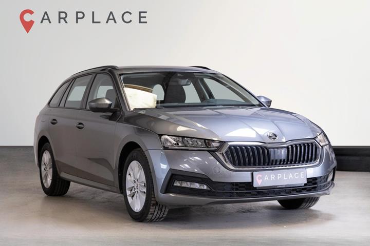 Grå Skoda Octavia fra 2024