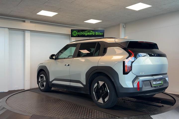 Sølv Kia EV3 fra 2025