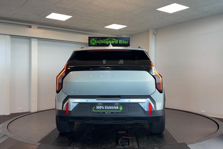 Sølv Kia EV3 fra 2025