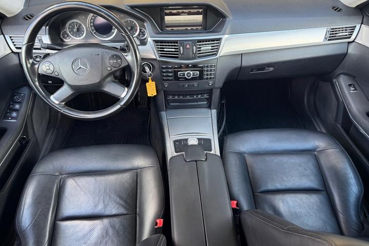 undefined Mercedes E200 fra 2013