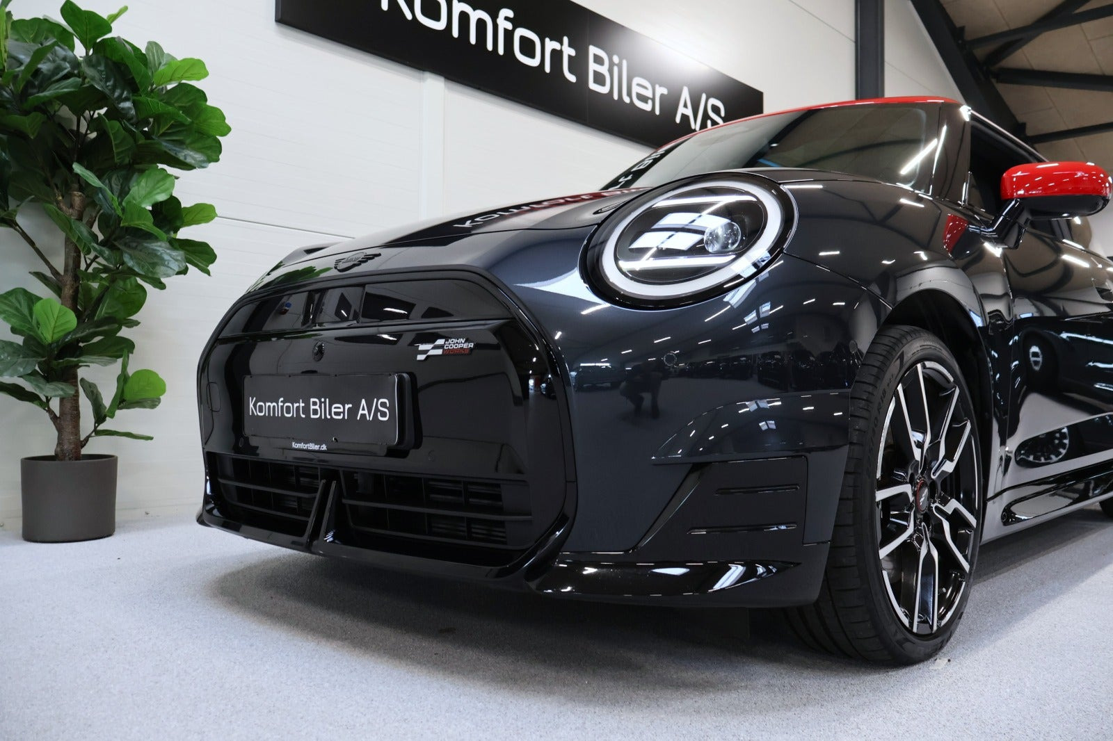 Grå Mini Cooper SE fra 2024