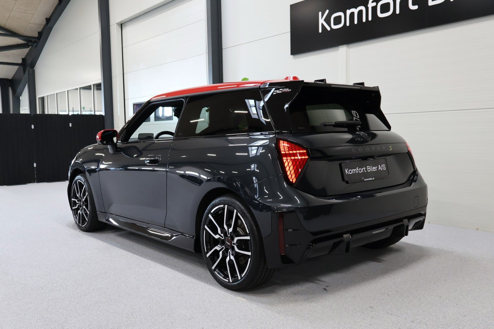 Grå Mini Cooper SE fra 2024