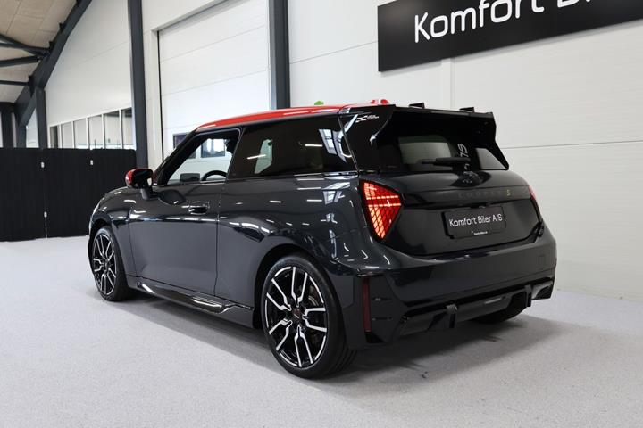 Grå Mini Cooper SE fra 2024