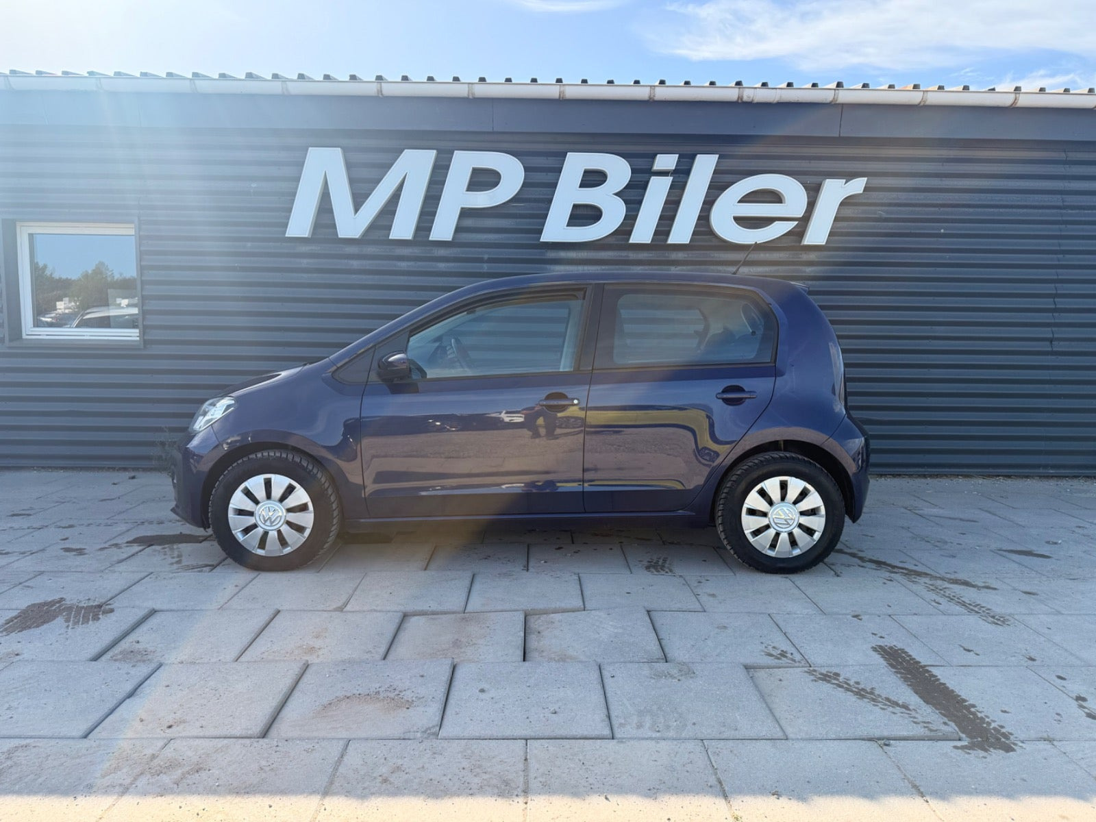 Blå VW UP! fra 2017