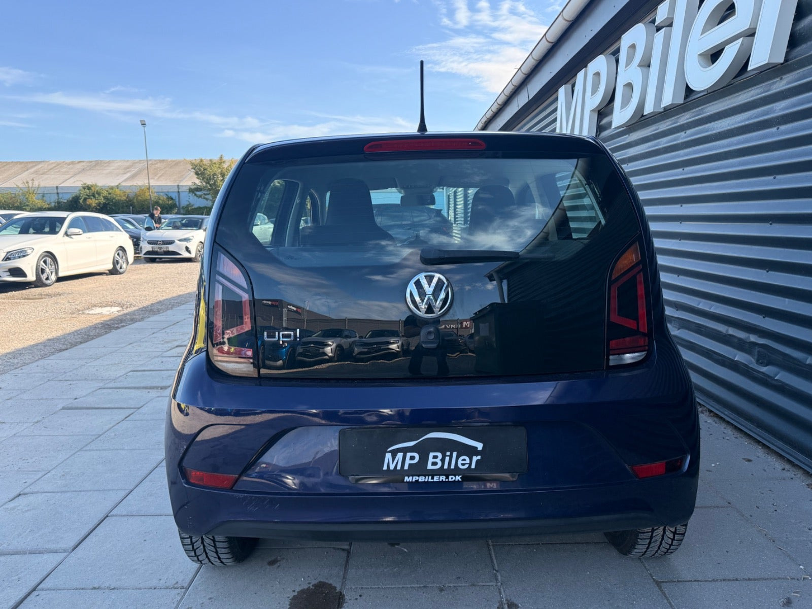 Blå VW UP! fra 2017