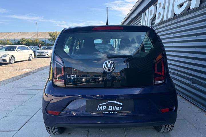 Blå VW UP! fra 2017