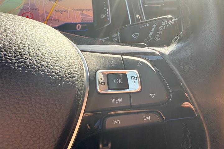 Sort VW T-Roc fra 2019