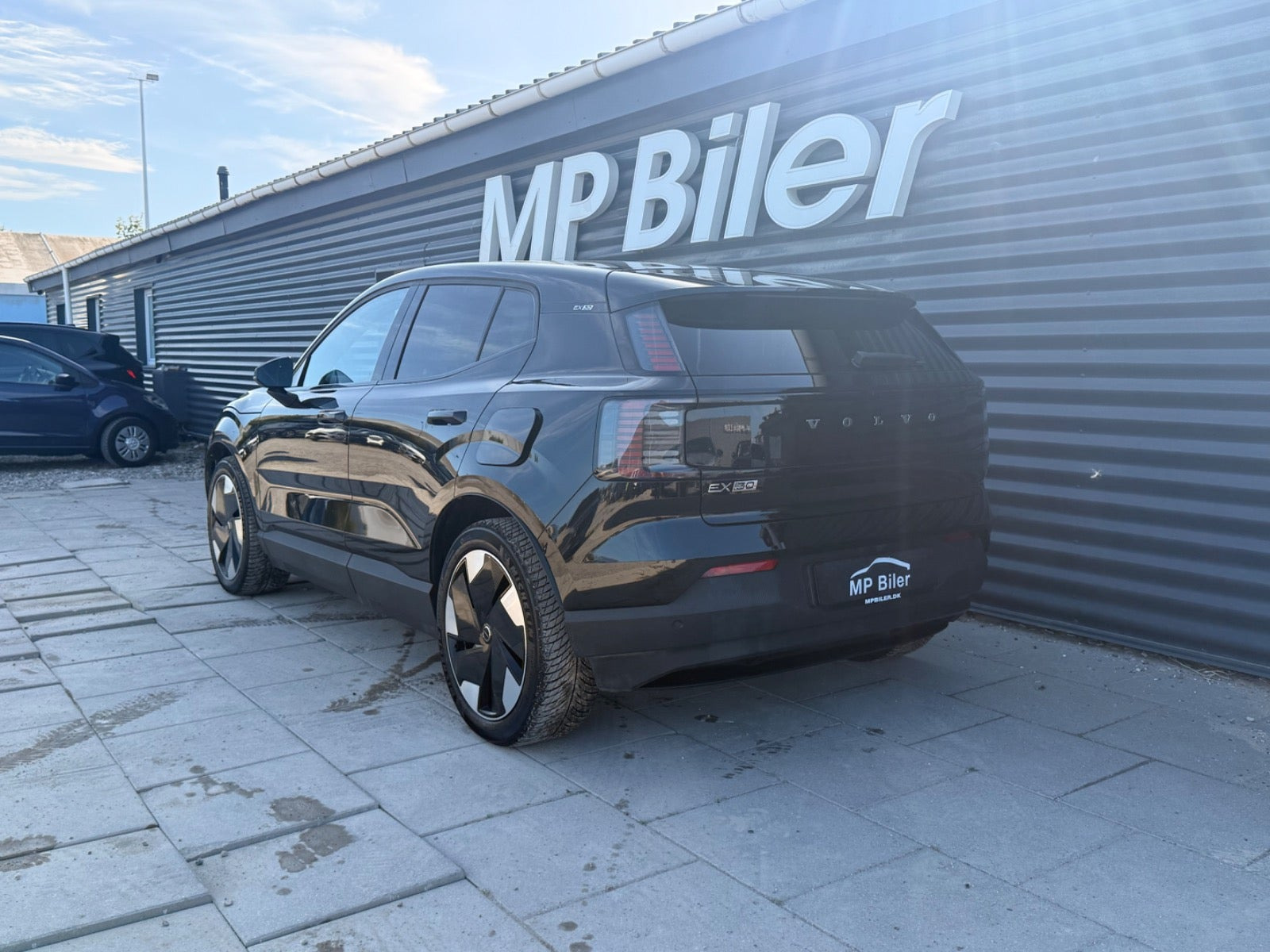Sort Volvo EX30 fra 2025