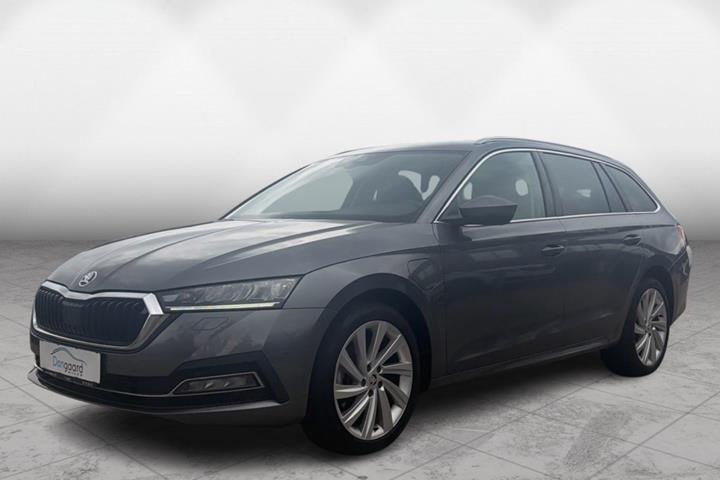 Grå Skoda Octavia fra 2023