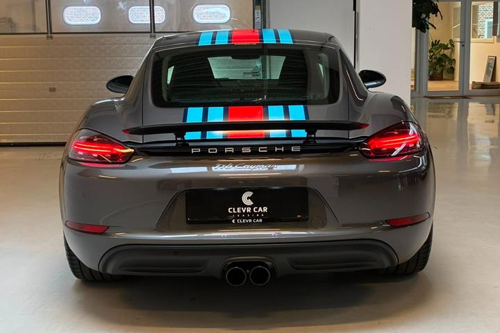 Grå Porsche 718 Cayman fra 2018