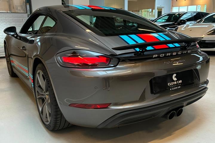 Grå Porsche 718 Cayman fra 2018
