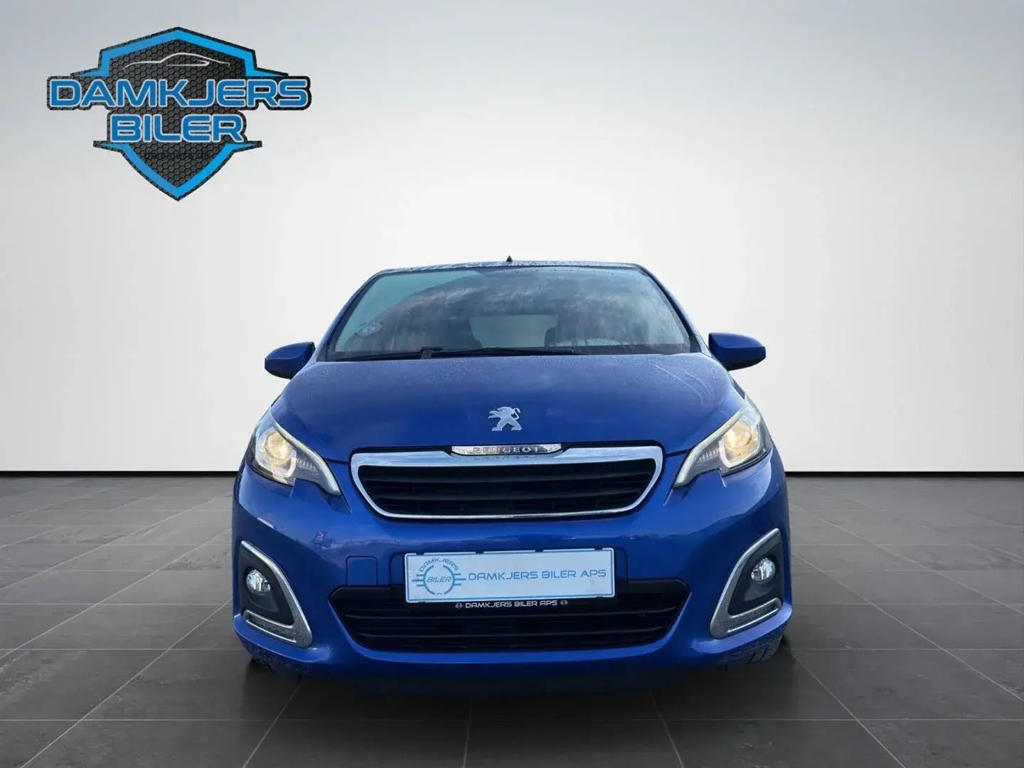 Blå Peugeot 108 fra 2018