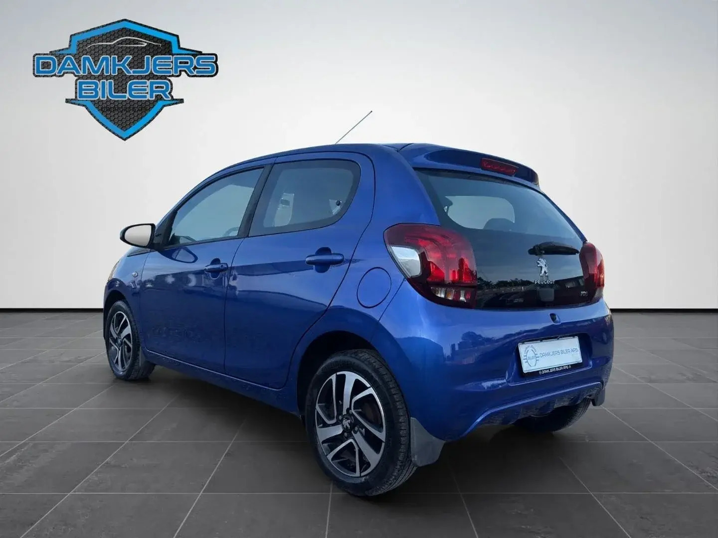 Blå Peugeot 108 fra 2018