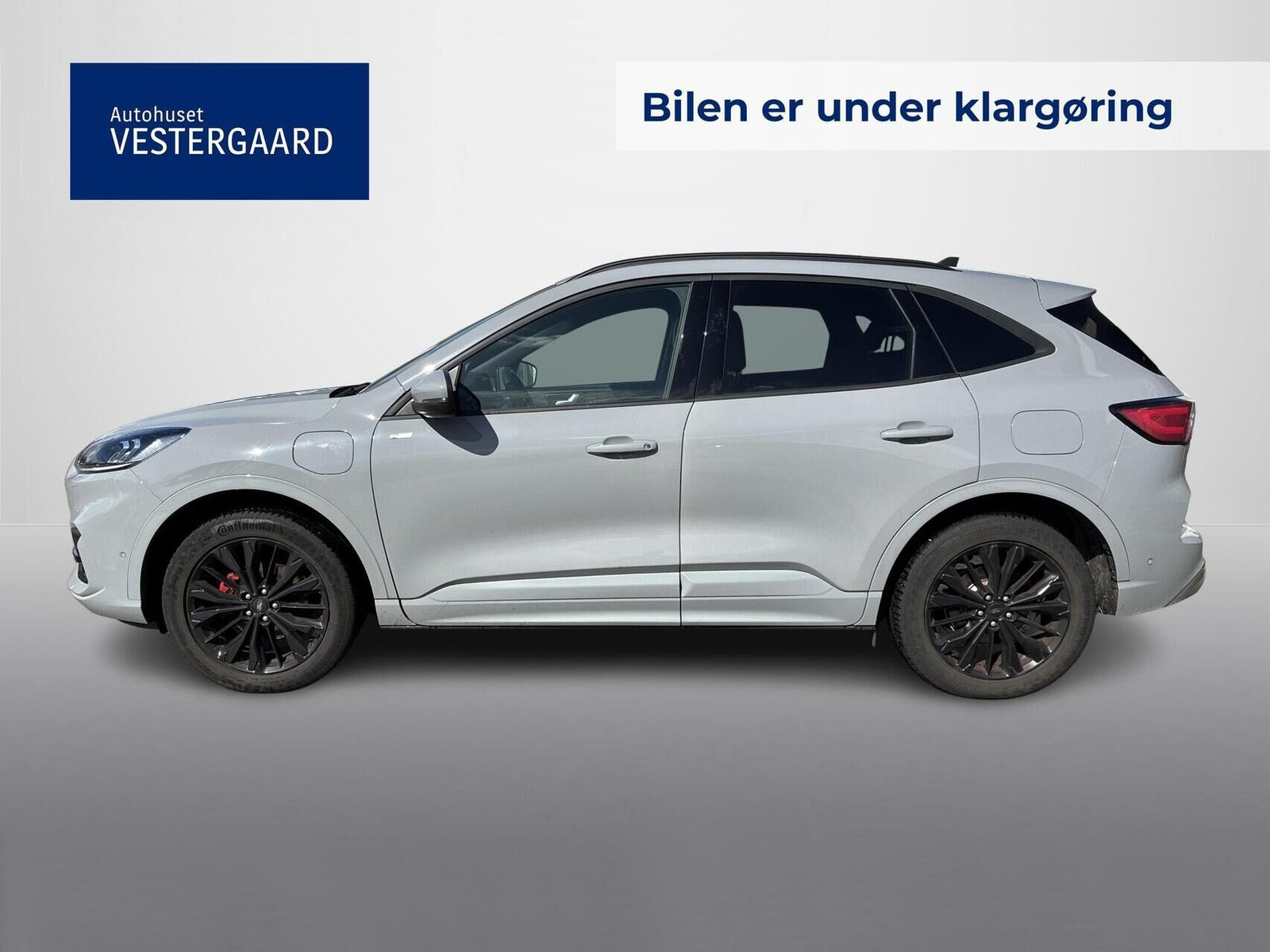 Grå Ford Kuga fra 2023