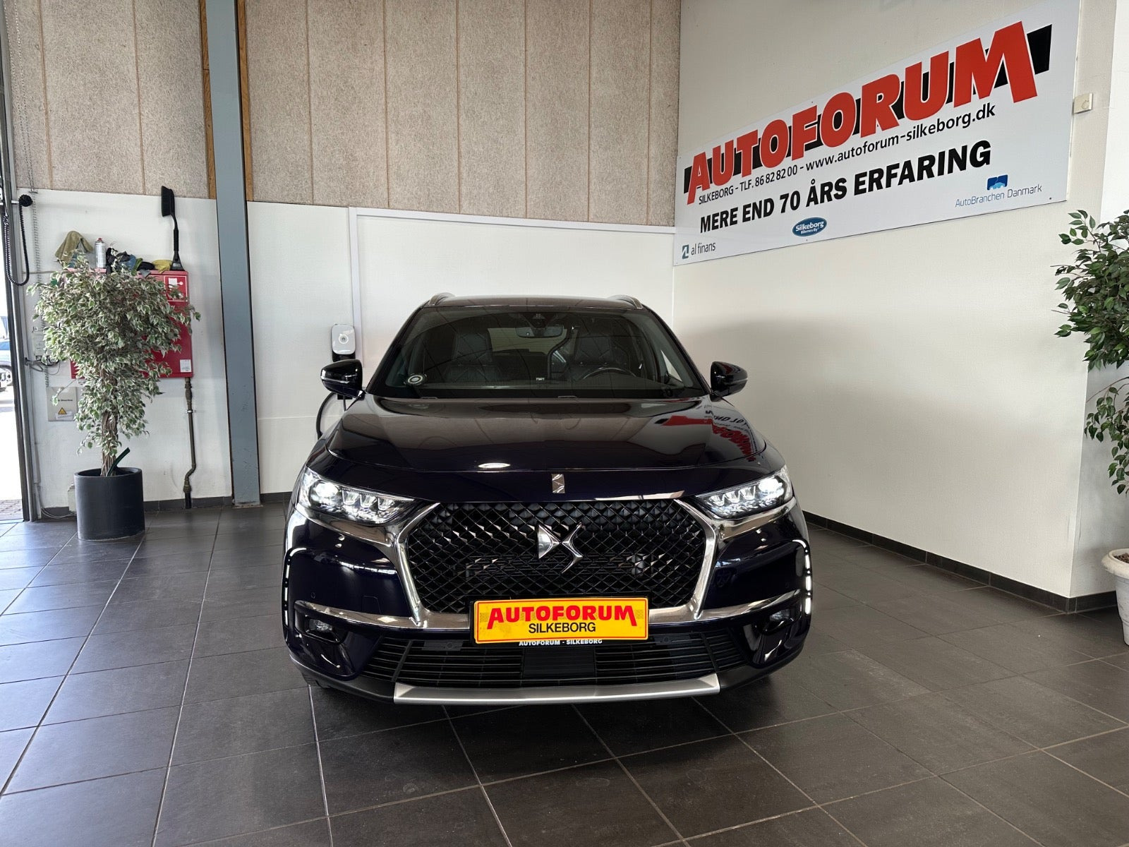 Blå DS DS 7 CrossBack fra 2022