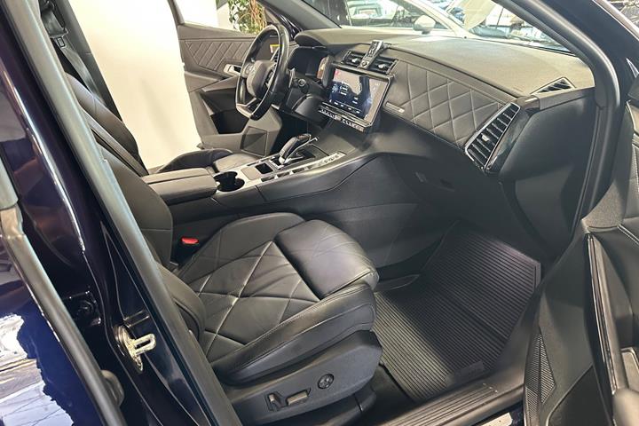 Blå DS DS 7 CrossBack fra 2022