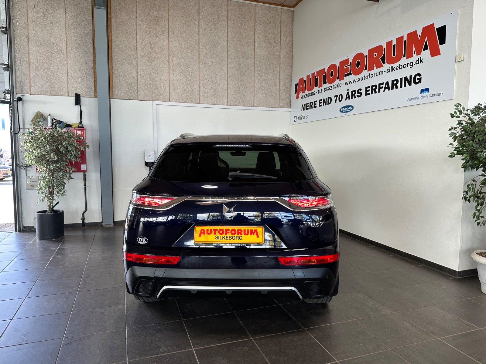 Blå DS DS 7 CrossBack fra 2022