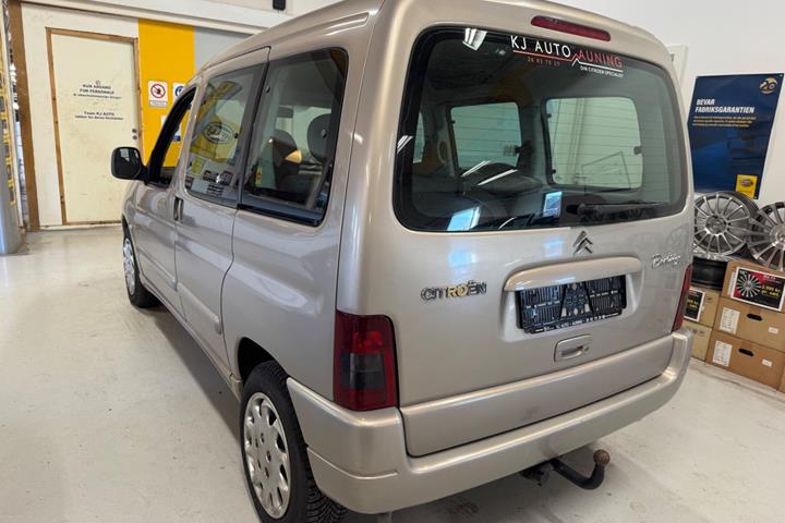 Beige Citroën Berlingo fra 2005