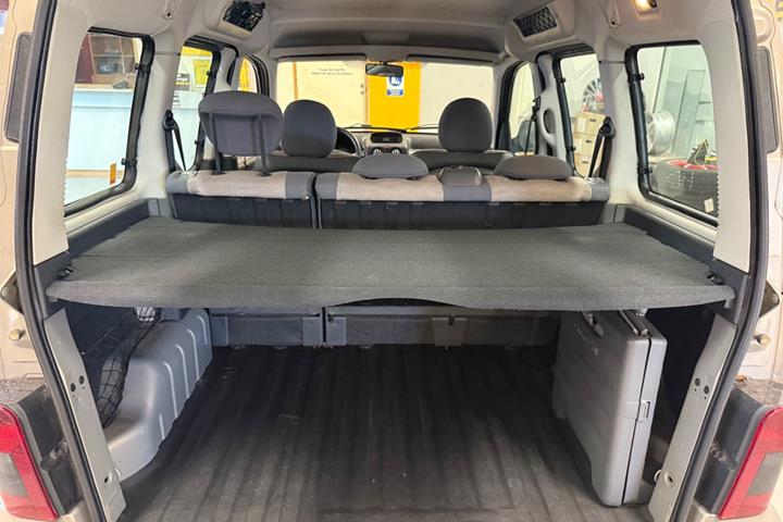 Beige Citroën Berlingo fra 2005