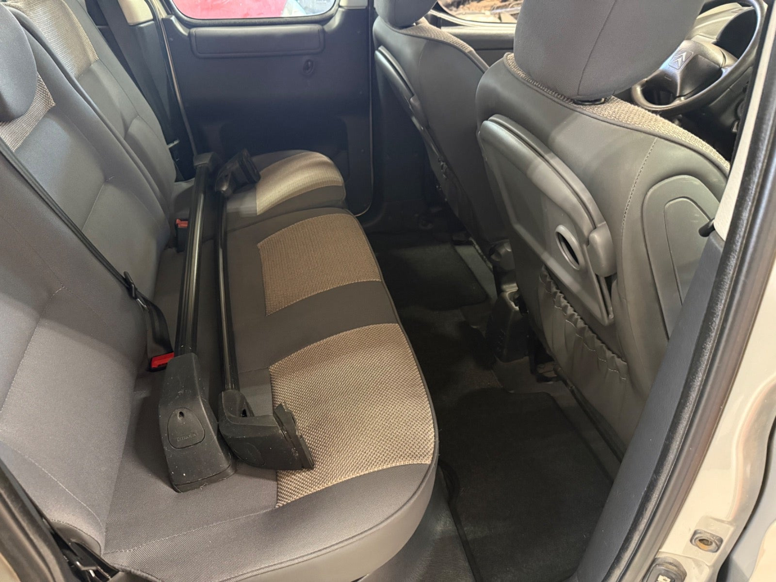 Beige Citroën Berlingo fra 2005