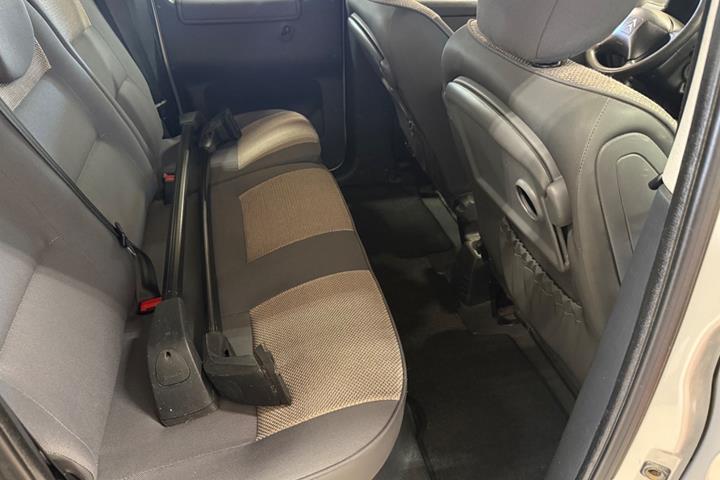 Beige Citroën Berlingo fra 2005