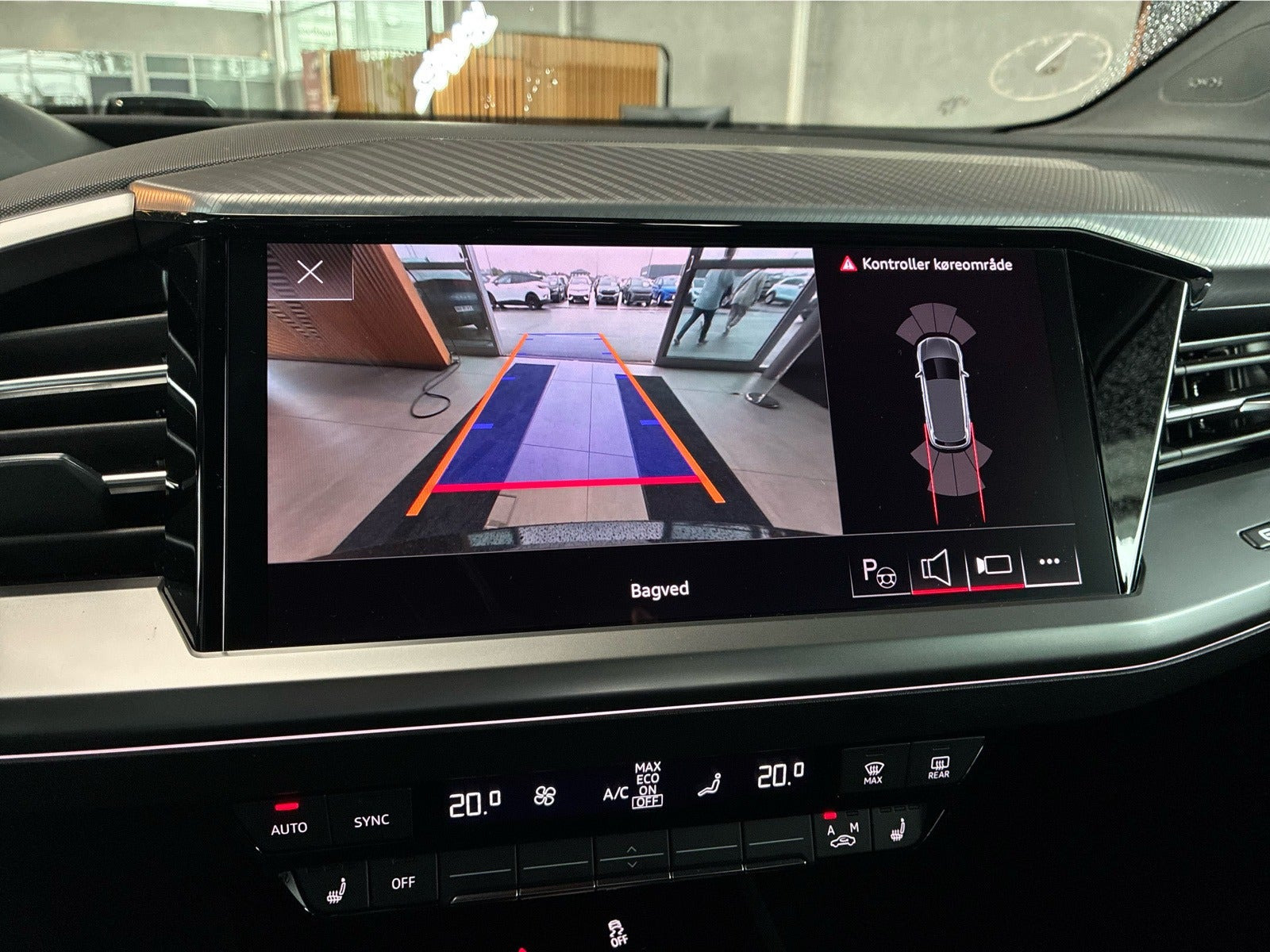 Sort Audi Q4 e-tron fra 2023
