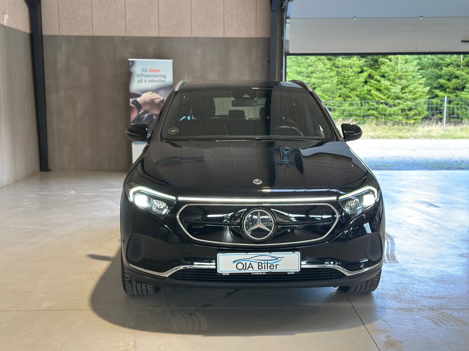 Sort Mercedes EQA250 fra 2021