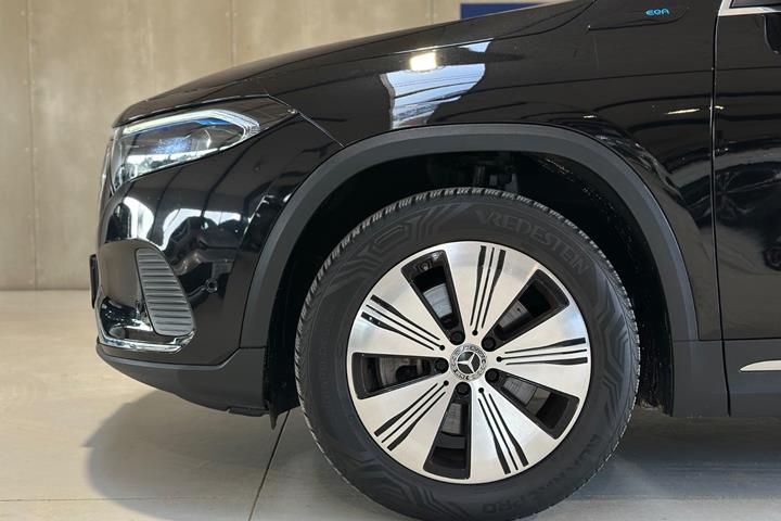 Sort Mercedes EQA250 fra 2021