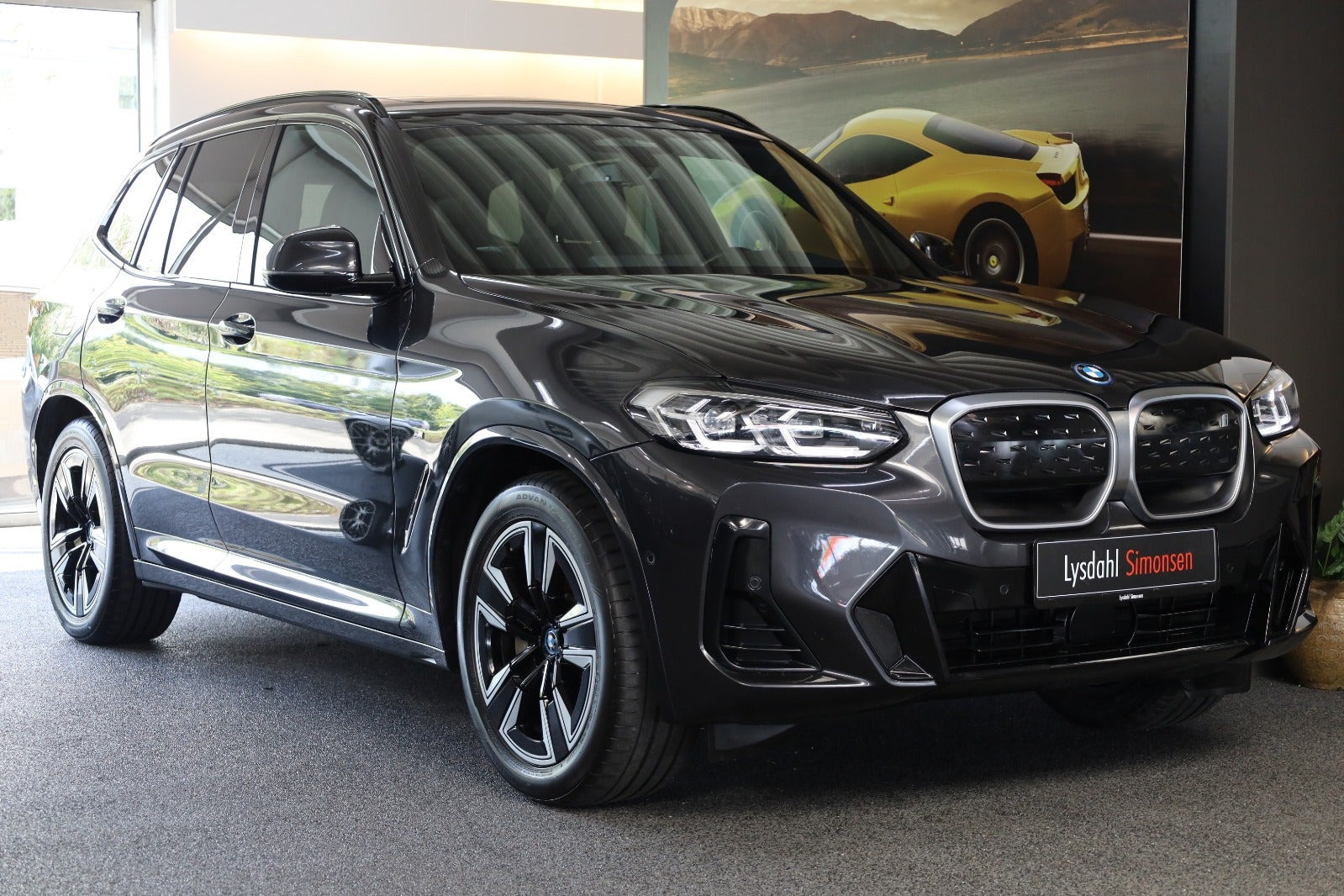 BMW iX3 Charged M-Sport