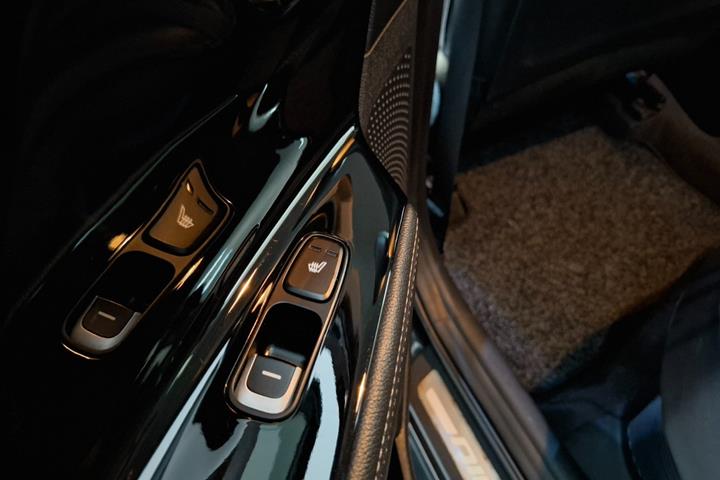 Sort Kia Niro fra 2019