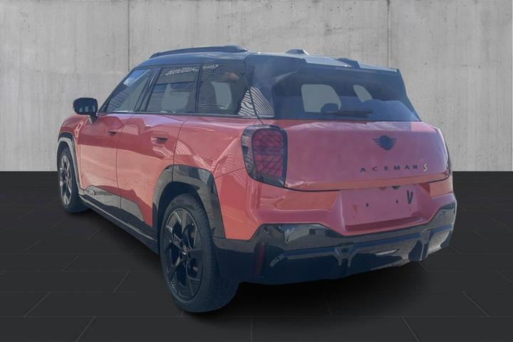 Rød Mini Aceman SE fra 2025